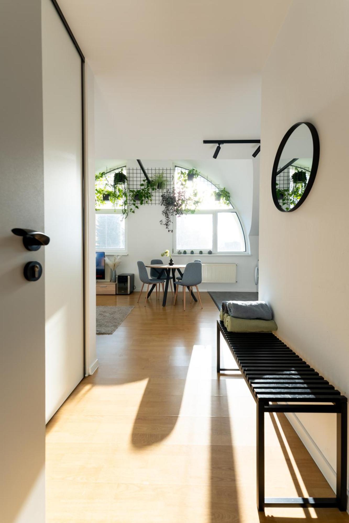 Urban Bloom Apartments By Booky Liptovsky Mikulas Exterior photo